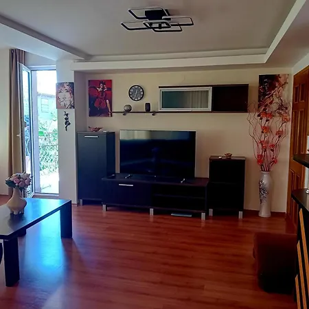Laura Apartamento Primorsko