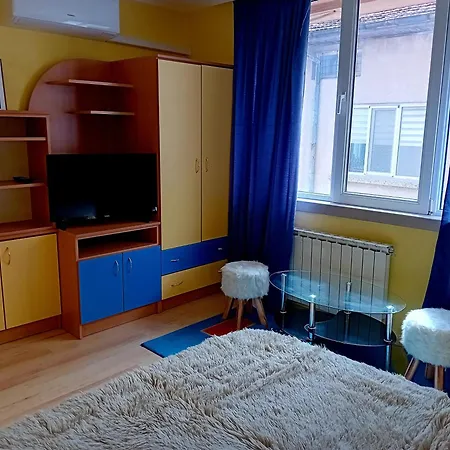 Apartment Laura *